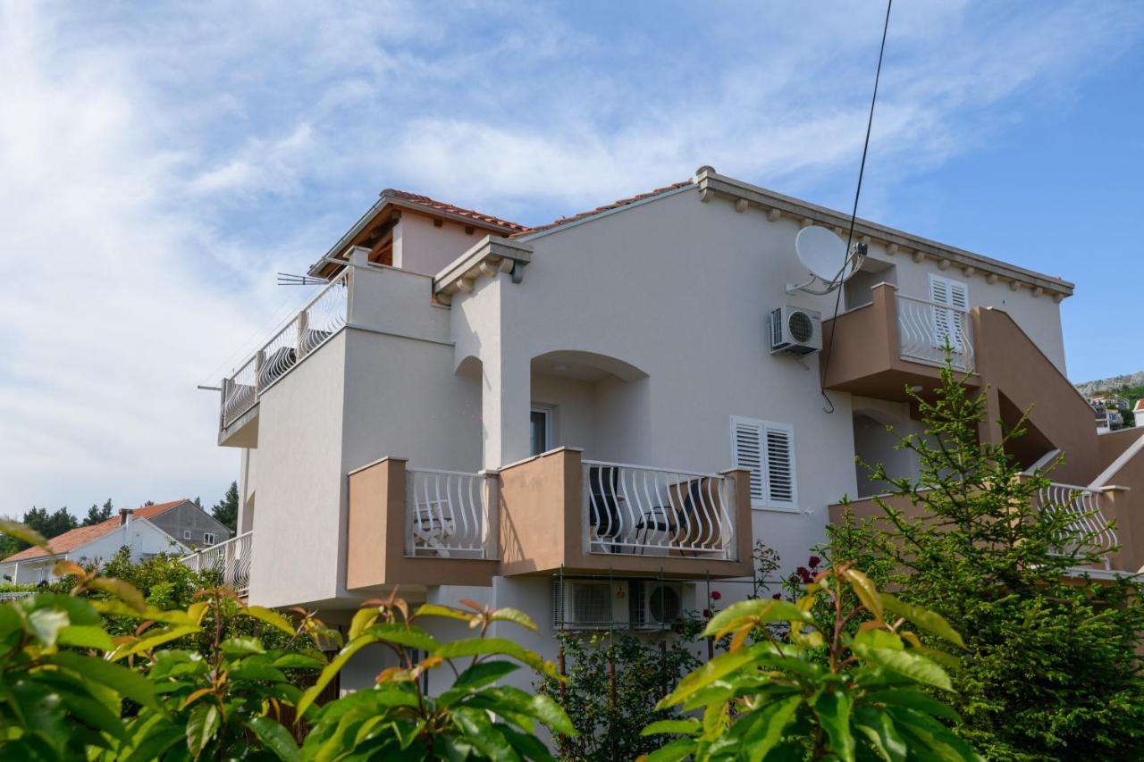 מליני Holiday Residence Zvono מראה חיצוני תמונה